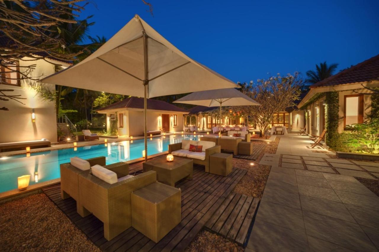 Shreyas Retreat Hotel Nelamangala Exterior photo